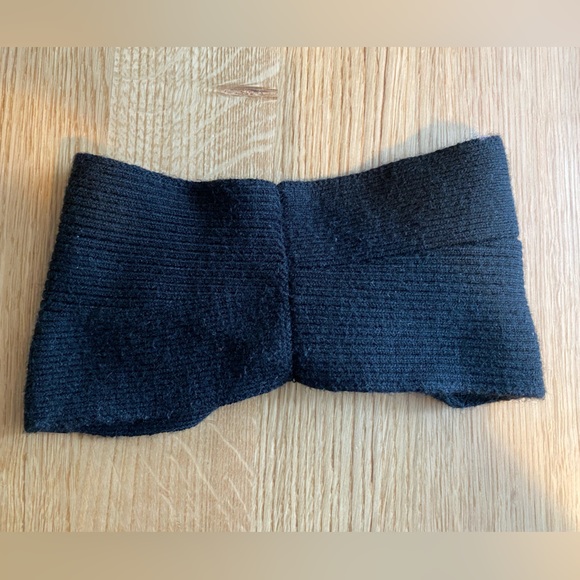 Lululemon winter headband - Picture 2 of 3